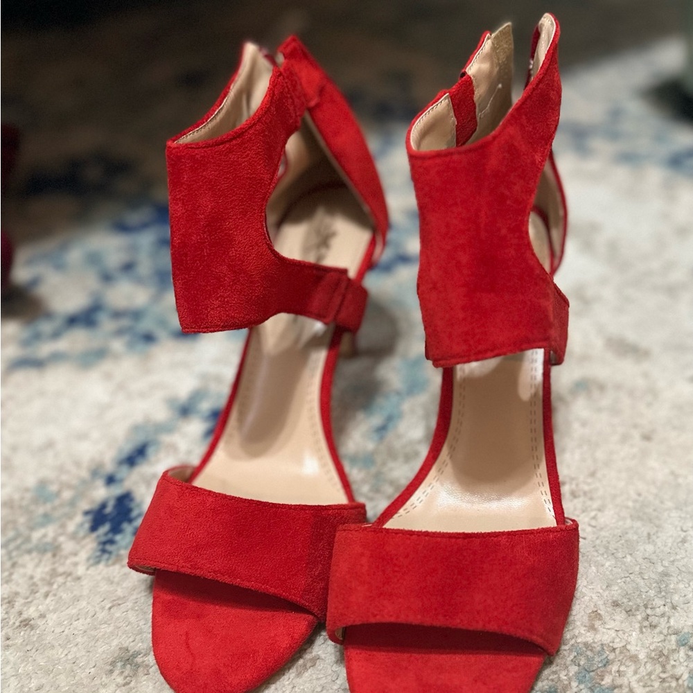 XYD Bold Red Suede Heels